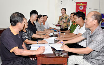 Phát huy vai trò nhân dân trong bảo vệ an ninh Tổ quốc Phát huy vai trò nhân dân trong bảo vệ an ninh Tổ quốc