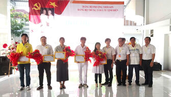 Hội thi sân khấu hóa học tập và làm theo Bác Hồ, Bác Tôn Hội thi sân khấu hóa học tập và làm theo Bác Hồ, Bác Tôn
