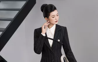 Đẹp xuất sắc với váy sơ mi, đầm dáng dài cổ điển Đẹp xuất sắc với váy sơ mi, đầm dáng dài cổ điển