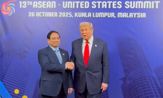 Thủ tướng Phạm Minh Chính gặp Tổng thống Donald Trump Thủ tướng Phạm Minh Chính gặp Tổng thống Donald Trump