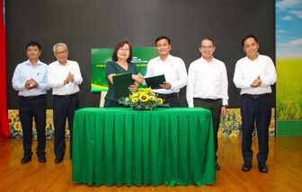 Xây dựng phương án hợp tác giữa lực lượng khuyến nông và cán bộ kỹ thuật triển khai vùng nguyên liệu