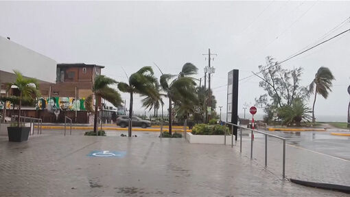 Khu vực Caribe khẩn trương ứng phó với siêu bão Melissa