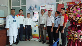 Bệnh viện Ung bướu Kiên Giang có kiosk y tế thông minh Bệnh viện Ung bướu Kiên Giang có kiosk y tế thông minh