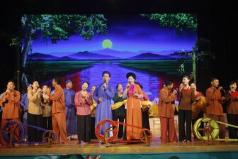 Khai thác Di sản dân ca ví, giặm: Nét du lịch đặc sắc của xứ Nghệ Khai thác Di sản dân ca ví, giặm: Nét du lịch đặc sắc của xứ Nghệ