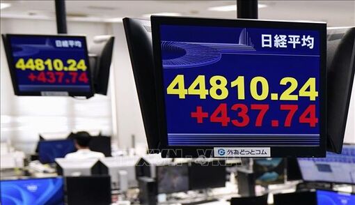 Chứng khoán châu Á bùng nổ, chỉ số Nikkei 225 và Kospi lập đỉnh lịch sử Chứng khoán châu Á bùng nổ, chỉ số Nikkei 225 và Kospi lập đỉnh lịch sử