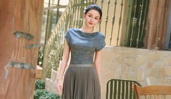 Chân váy xếp ly dẫn đầu xu hướng thời trang phái nữ Chân váy xếp ly dẫn đầu xu hướng thời trang phái nữ