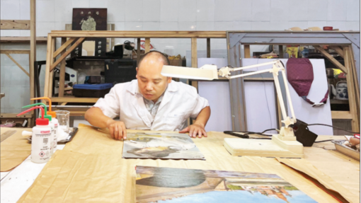 Những người “vá” thời gian