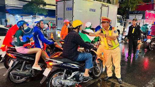 Đã uống rượu, bia thì không lái xe