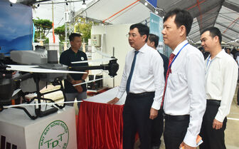 Ứng dụng khoa học, công nghệ vào các ngành, lĩnh vực