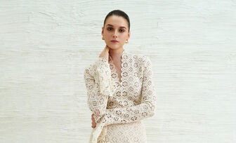 Mách nàng cách chọn màu sắc, phom dáng trang phục 'bất bại' mùa thu đông