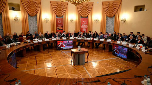 Kỷ niệm 108 năm Cách mạng Tháng Mười tại Nga