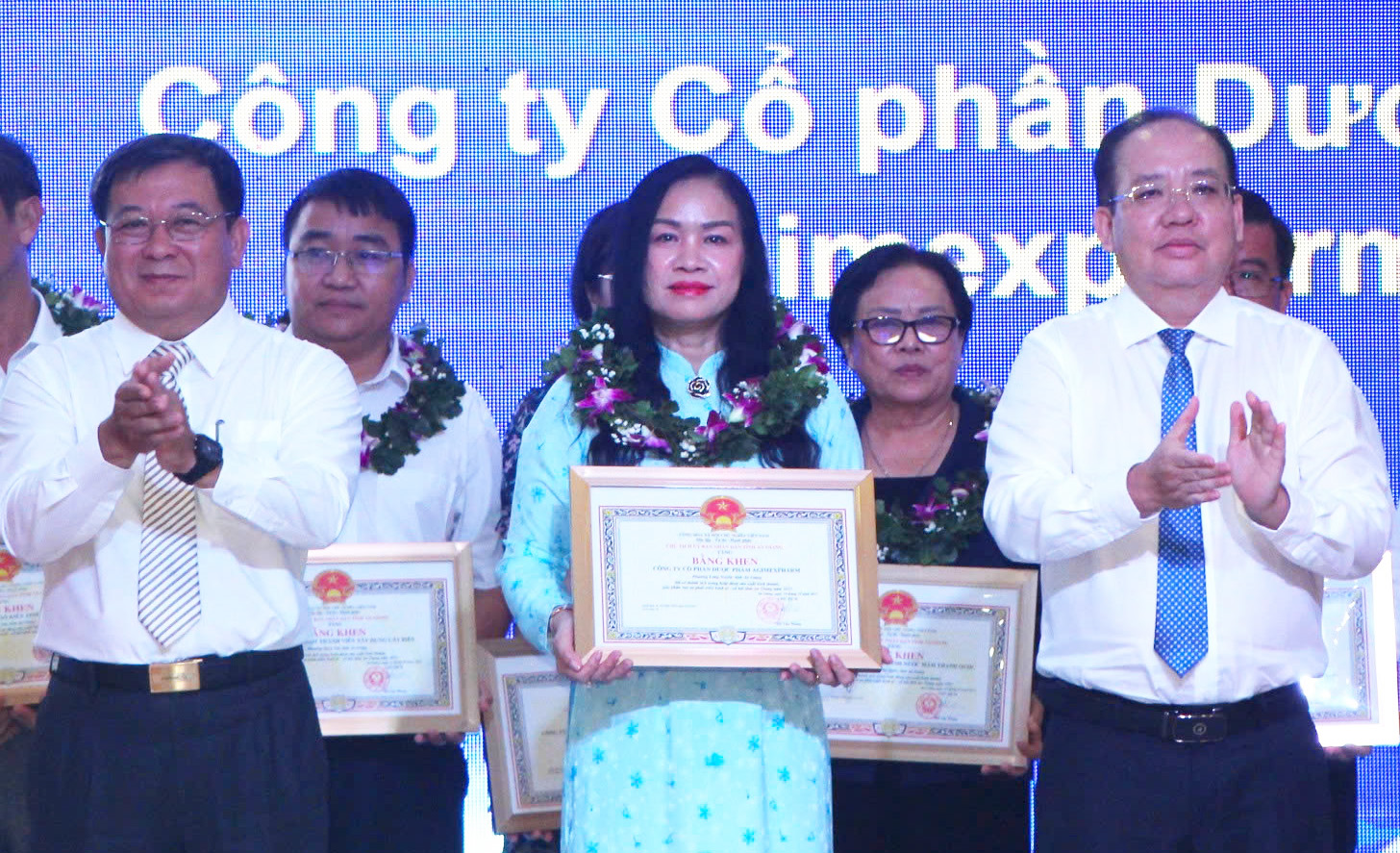 Bông hồng vàng ngành dược