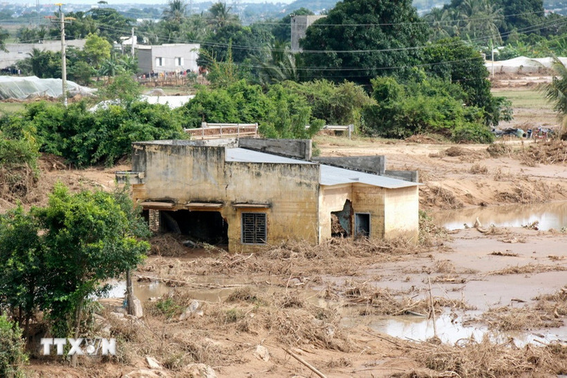 Lâm Đồng: Khởi tố vụ án vỡ hồ chứa nước trên núi Tân Lai