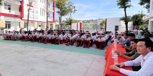 Hơn 200 học sinh được tuyên truyền phòng, chống tội phạm lừa đảo qua mạng xã hội