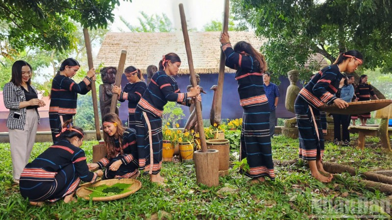 Điểm sáng du lịch cộng đồng của người Gia Rai