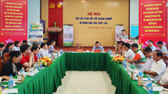 Xã Hòa Điền tổ chức chương trình cà phê cùng nông dân