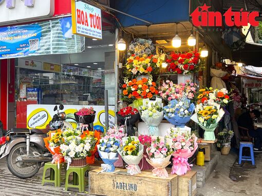 Giá hoa tươi tăng mạnh dịp tri ân thầy cô