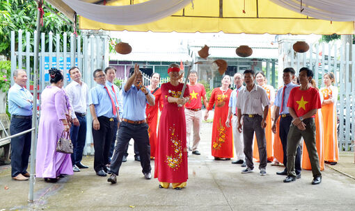 Phát huy mạnh mẽ vai trò chủ thể của Nhân dân