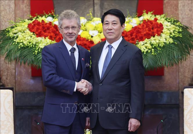 Chủ tịch nước Lương Cường tiếp Chủ tịch Thượng viện Cộng hòa Séc