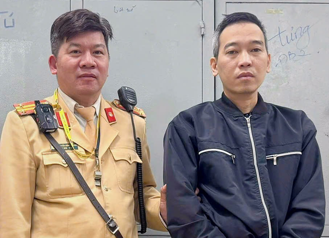 Vờ hỏi chuyện rồi cướp xe máy phóng đi