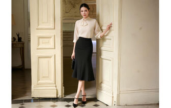 Những mẫu chân váy hack dáng không thể thiếu của quý cô văn phòng