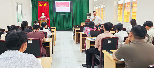Tăng cường chẩn đoán, điều trị dự phòng viêm gan B lây truyền từ mẹ sang con tại tuyến y tế cơ sở