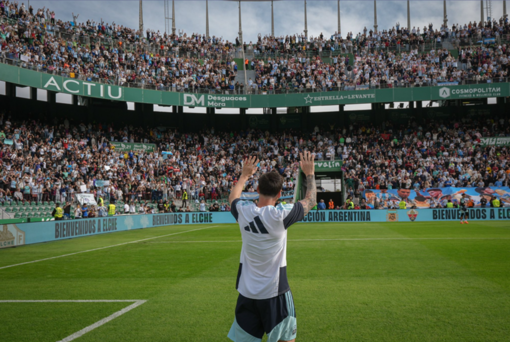 Messi: "Tôi muốn quay lại Nou Camp"