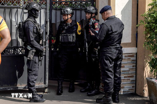 Vụ nổ tại trường học ở Indonesia: Nghi phạm mua nguyên liệu chế chất nổ qua mạng