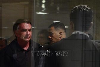 Cựu Tổng thống Brazil Jair Bolsonaro bị bắt giữ