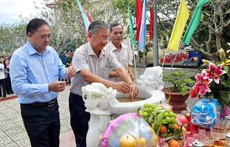 UBND xã Ba Chúc tổ chức lễ kỷ niệm 103 năm Ngày sinh cố Thủ tướng Võ Văn Kiệt