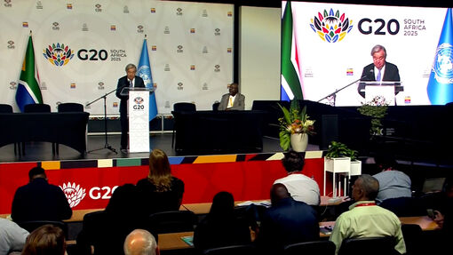 Cảnh báo "cơn bão" về nợ công ở châu Phi