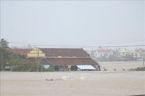 Đợt mưa lũ tại Nam Trung Bộ là một hiện tượng cực đoan, vượt kỷ lục lịch sử