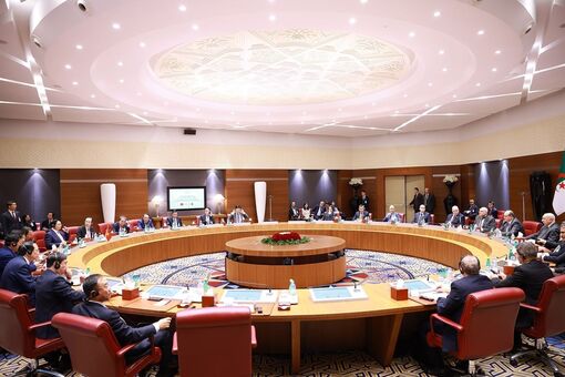 Nổi bật tuần qua: Cả nước căng mình hướng về miền Trung