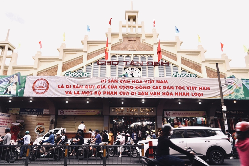 Dấu ấn kiến trúc và ký ức đô thị chợ Tân Định