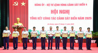 Bộ Tư lệnh Vùng Cảnh sát biển 4 hoàn thành xuất sắc nhiệm vụ năm 2025