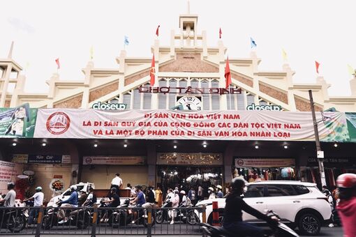 Dấu ấn kiến trúc và ký ức đô thị chợ Tân Định
