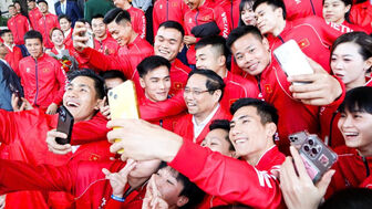 Đoàn Thể thao Việt Nam quảng bá văn hóa qua trang phục thi đấu tại SEA Games 33