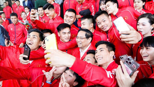 Đoàn Thể thao Việt Nam quảng bá văn hóa qua trang phục thi đấu tại SEA Games 33