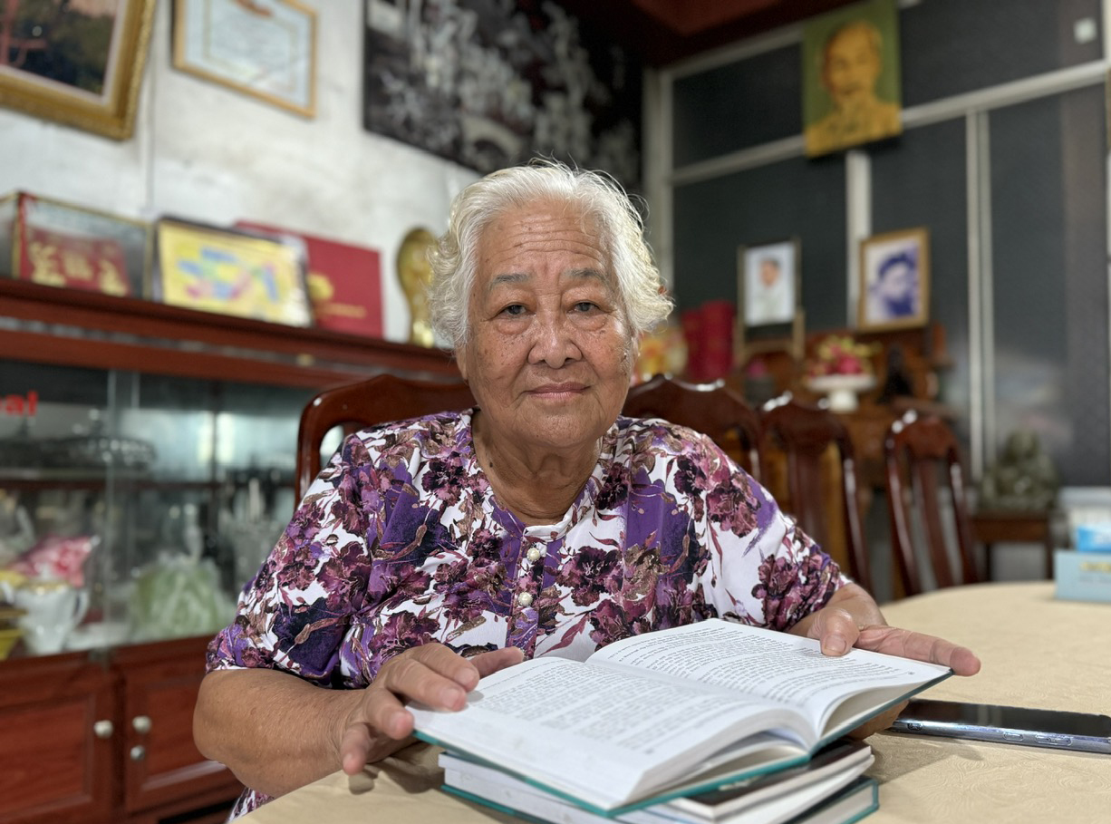 Tuổi 80 vẫn bền bỉ làm việc thiện