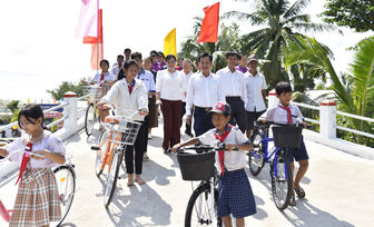 Khánh thành cầu Sứ Mệnh Kim Cương tại xã Định Hòa