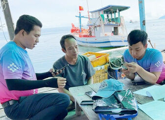 KienlongBank đưa ngân hàng số đến tiểu thương và ngư dân Kiên Hải