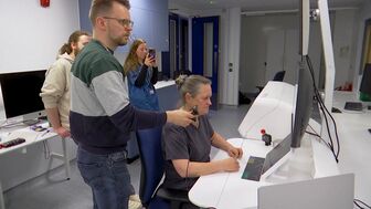 Phẫu thuật đột quỵ từ xa bằng robot