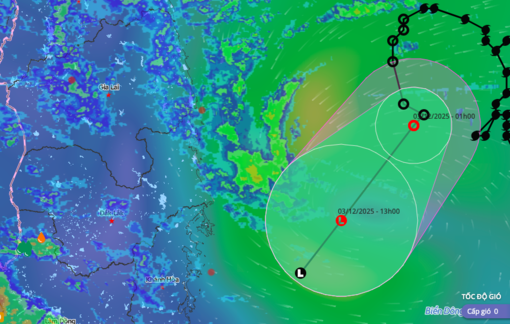 Áp thấp nhiệt đới sắp suy yếu, miền Trung tiếp tục mưa lớn