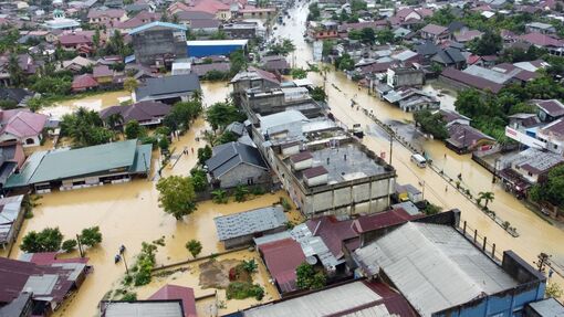 Thiên tai rình rập các siêu đô thị đông dân ở châu Á và châu Phi