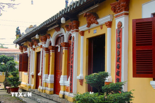 Khám phá kiến trúc độc đáo của Đình Bình Thủy hơn trăm năm tuổi ở Cần Thơ