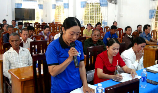 Cấp ủy, chính quyền xã Ô Lâm đối thoại với Nhân dân