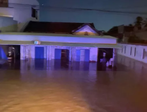 Nước lũ bắt đầu rút, nhiều nơi ở Lâm Đồng vẫn bị cô lập