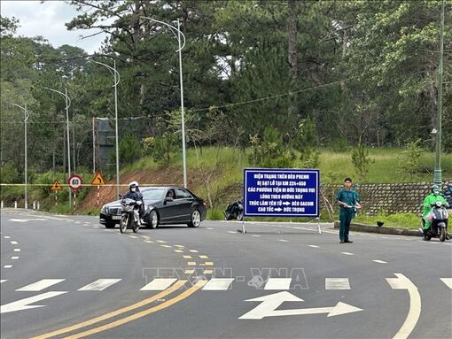 Thông xe tạm thời đèo Prenn (Lâm Đồng) từ ngày 5 - 7/12