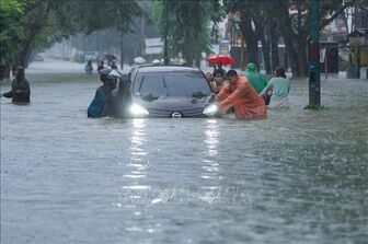 Bão lũ 'cuốn trôi' hơn 20 tỷ USD ở Nam Á và Đông Nam Á chỉ trong một tháng