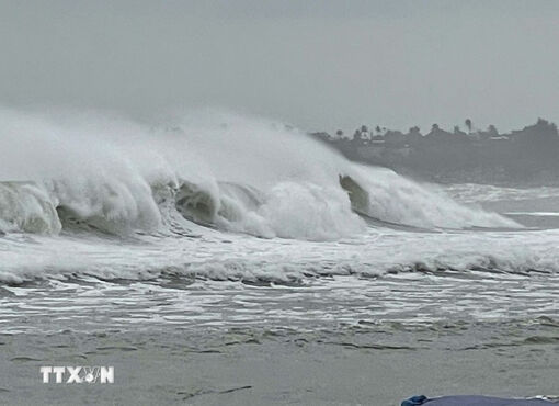 Thời tiết ngày 17/12: Nhiều khu vực biển có gió mạnh, sóng cao